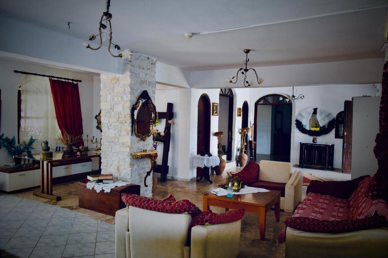 Hotel Kari Ouranoupoli Bagian luar foto