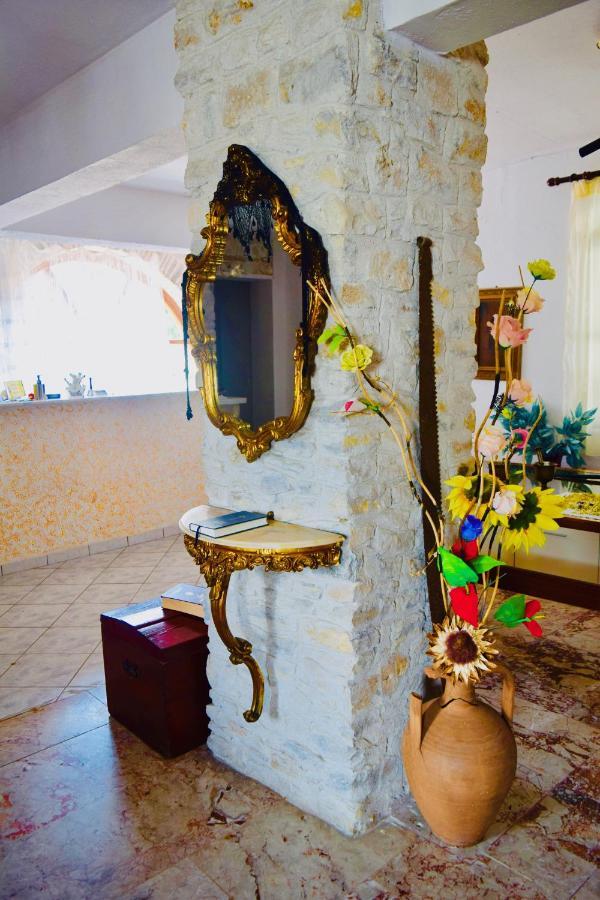 Hotel Kari Ouranoupoli Bagian luar foto