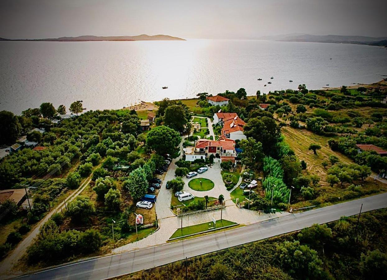 Hotel Kari Ouranoupoli Bagian luar foto